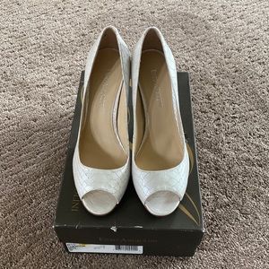 Enzo Angiolini White snakeskin heels